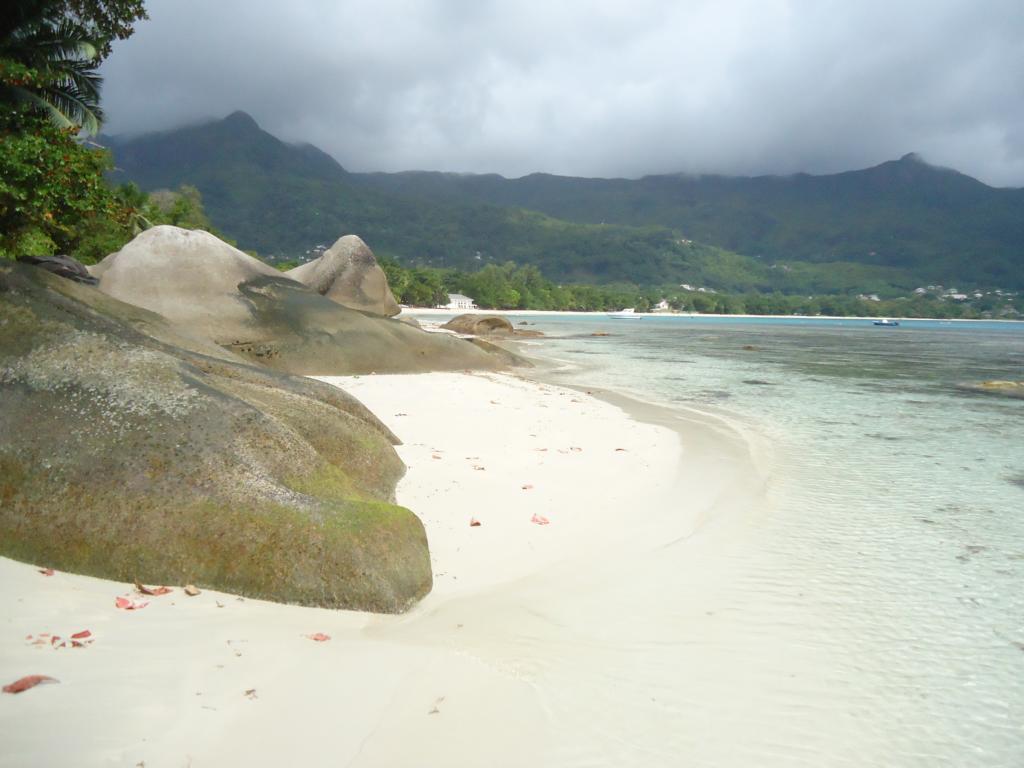 La Batie Selfcatering Apartment Beau Vallon  Exteriér fotografie