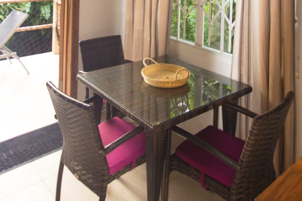 La Batie Selfcatering Apartment Beau Vallon  Exteriér fotografie