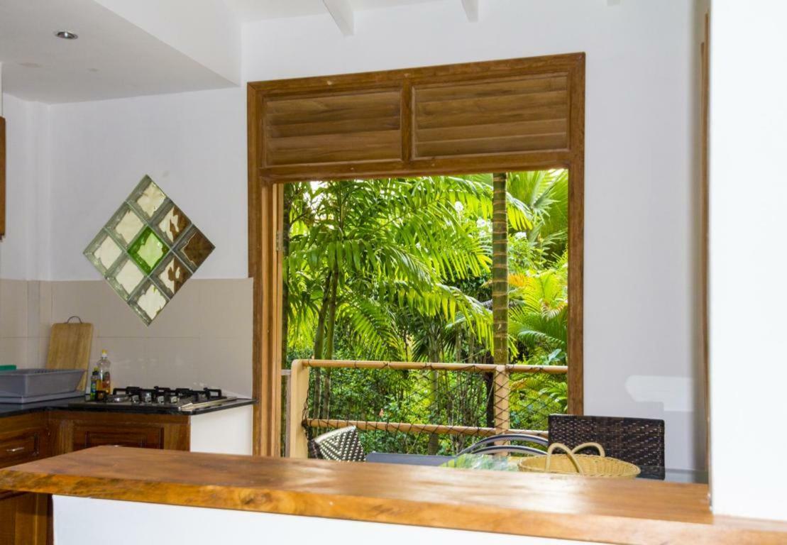 La Batie Selfcatering Apartment Beau Vallon  Exteriér fotografie